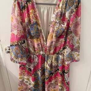 UMGEE Large Paisley Pattern Dress 3/4 Sleeves With Belt